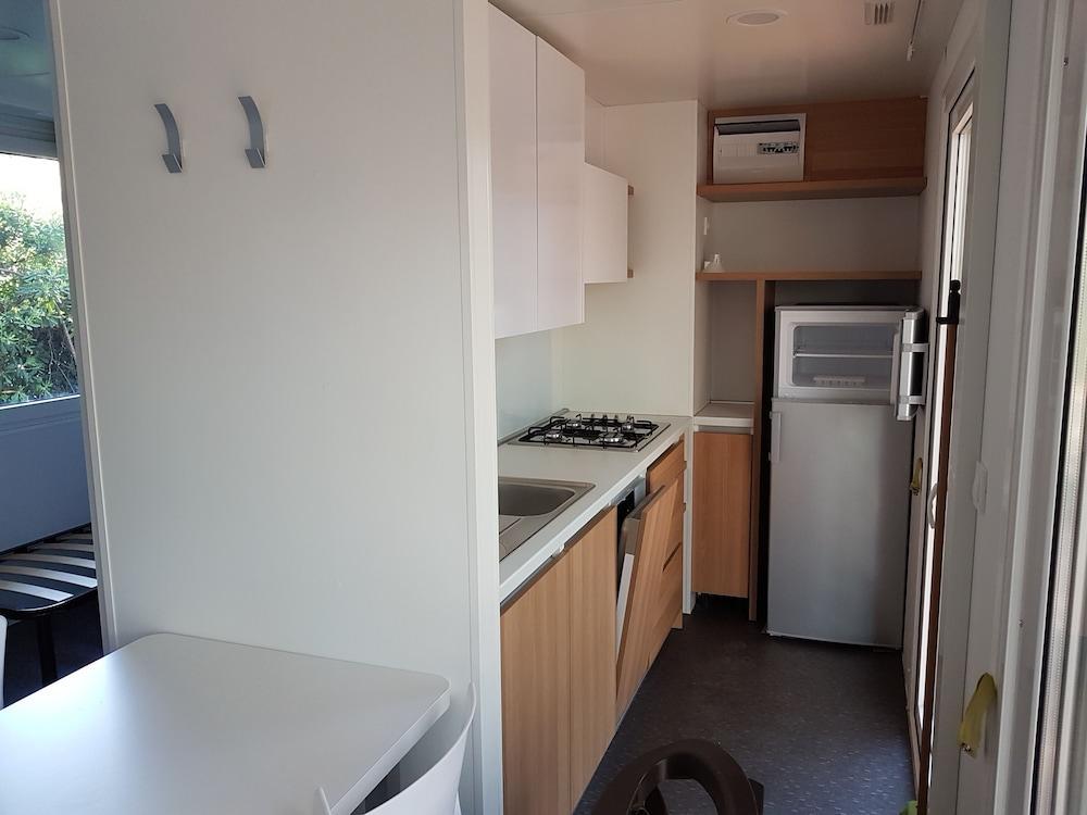 Victoria Mobilehome In Centro Vacanze San Francesco Duna Verde Εξωτερικό φωτογραφία