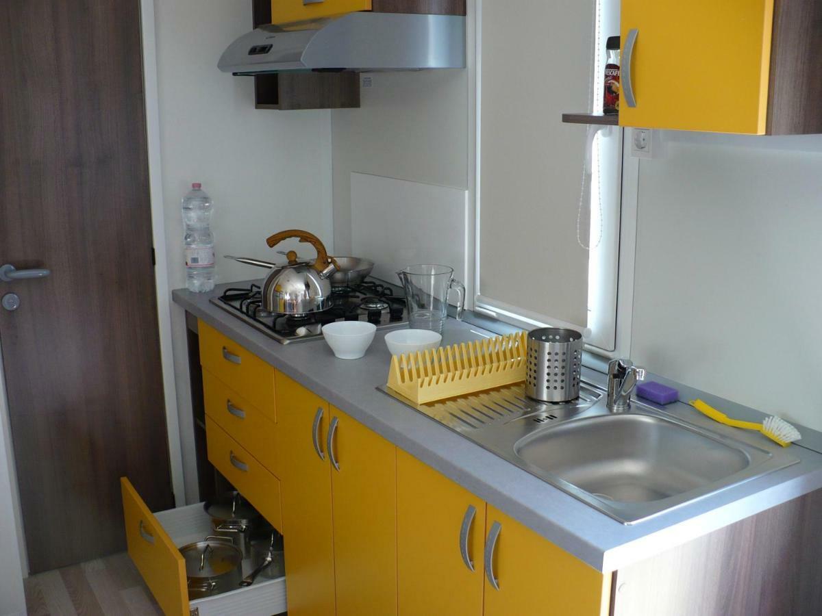 Victoria Mobilehome In Centro Vacanze San Francesco Duna Verde Εξωτερικό φωτογραφία